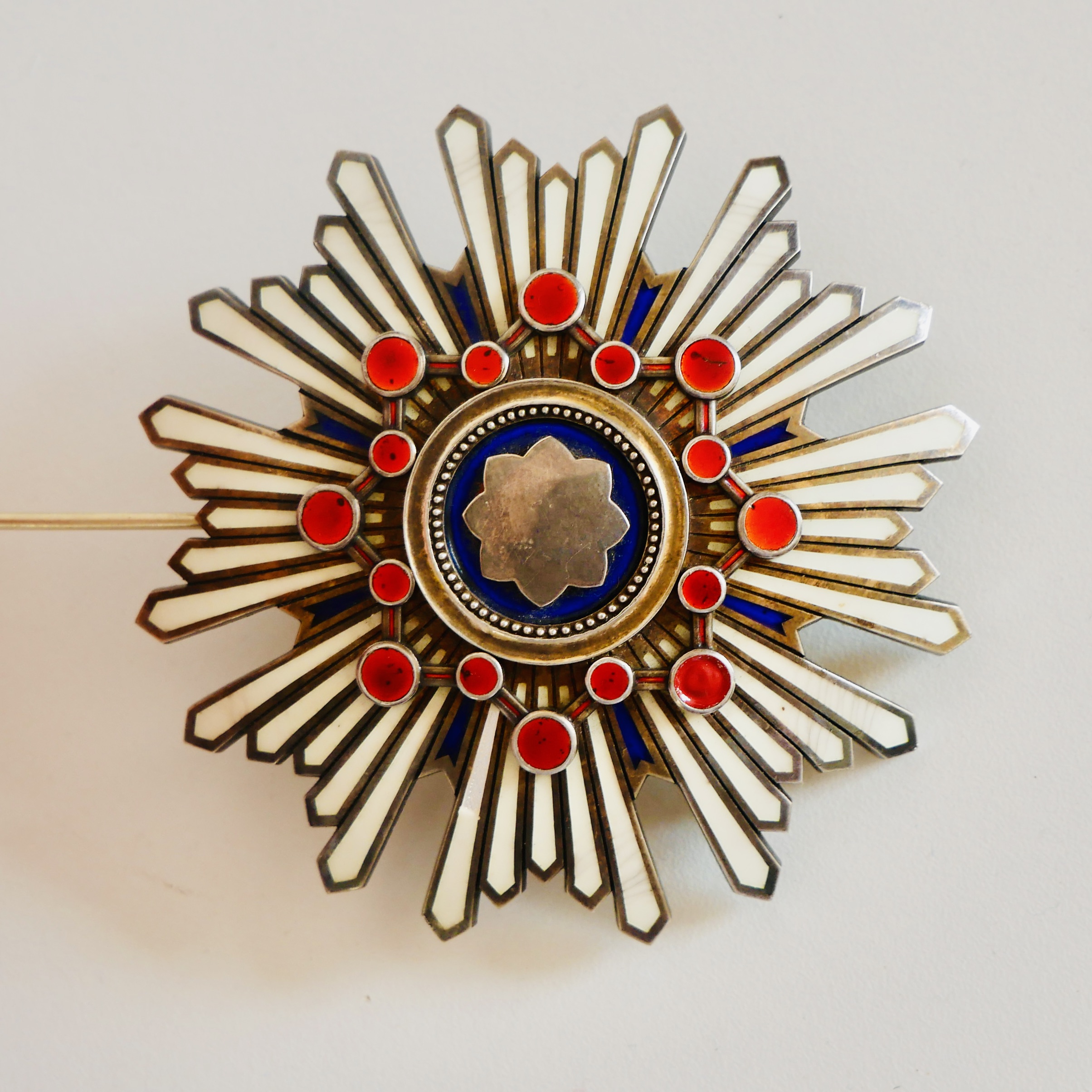 Medal of the Order of the Sacred Treasure, Japan - 2
