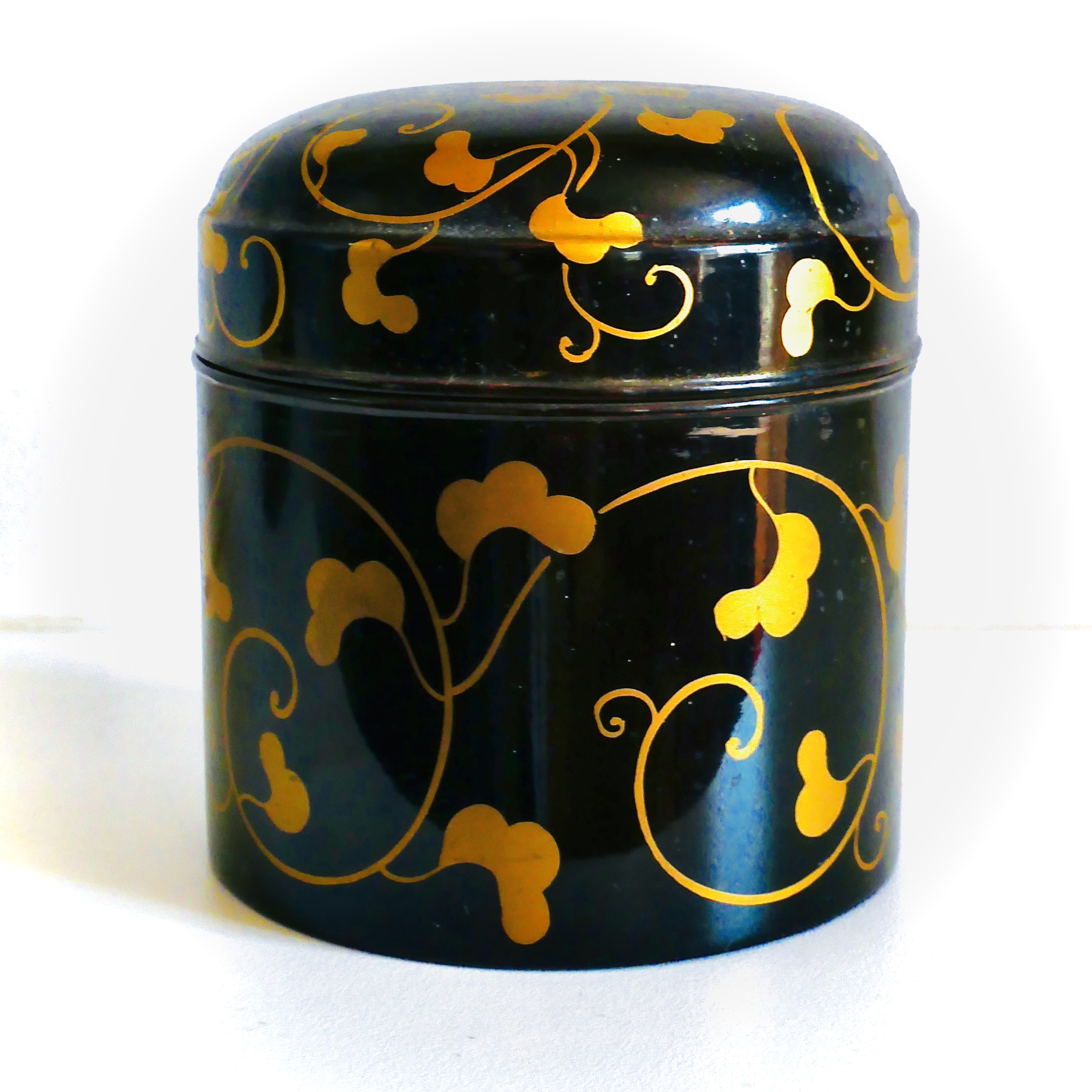 Set of Two Small Black Lacquer Boxes with Floral and Plant Motifs in Maki-e, Japan, Kyoto, Meiji period - 6