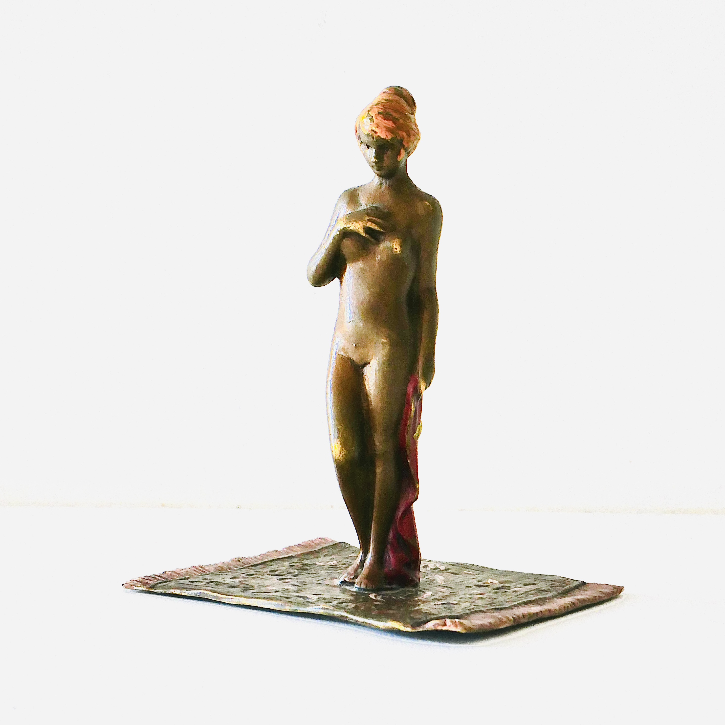 Bronze de Vienne, Jeune Femme Nue sur Tapis Oriental, Autriche, debut 20e - 5